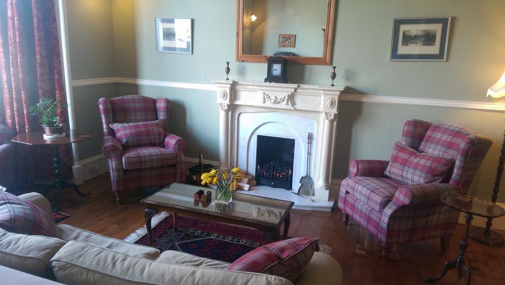 Lochinver Guesthouse Эр Экстерьер фото