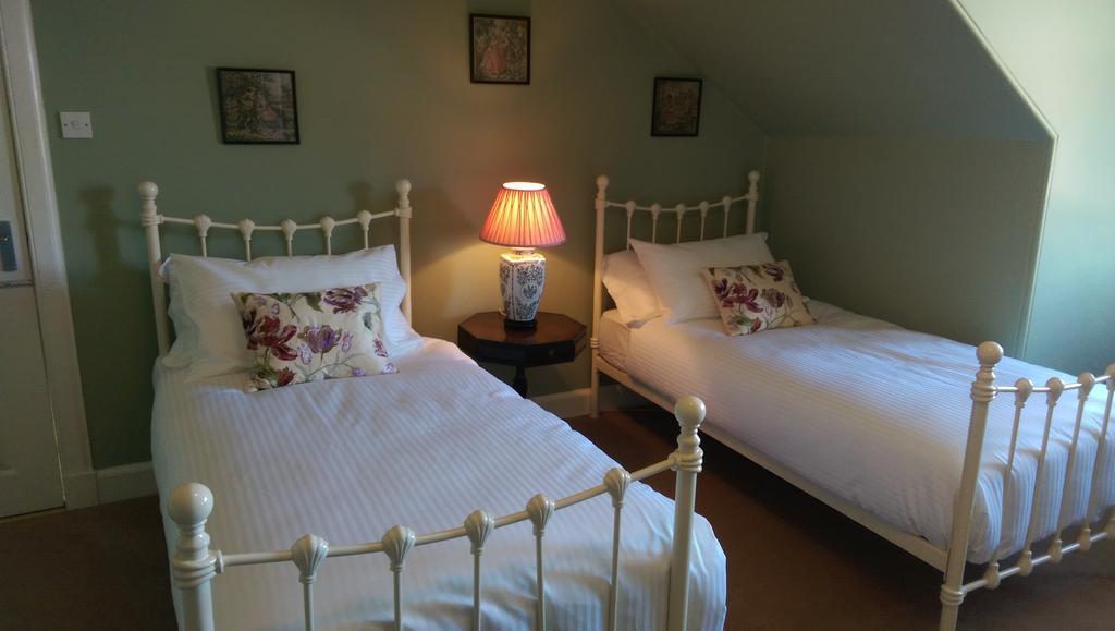 Lochinver Guesthouse Эр Экстерьер фото